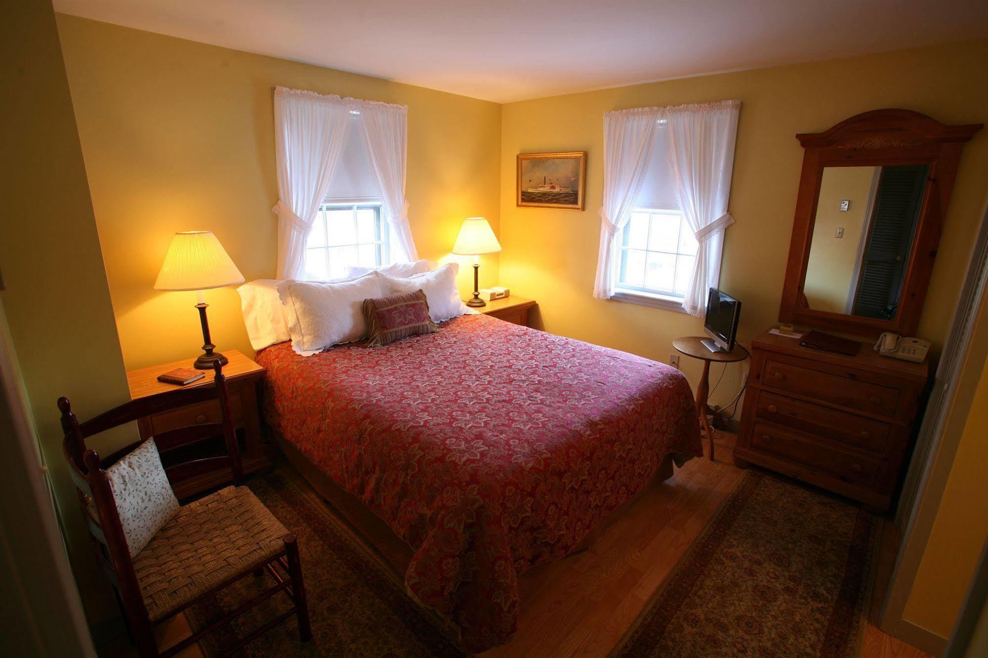 Seven Sea Street Inn Nantucket Buitenkant foto