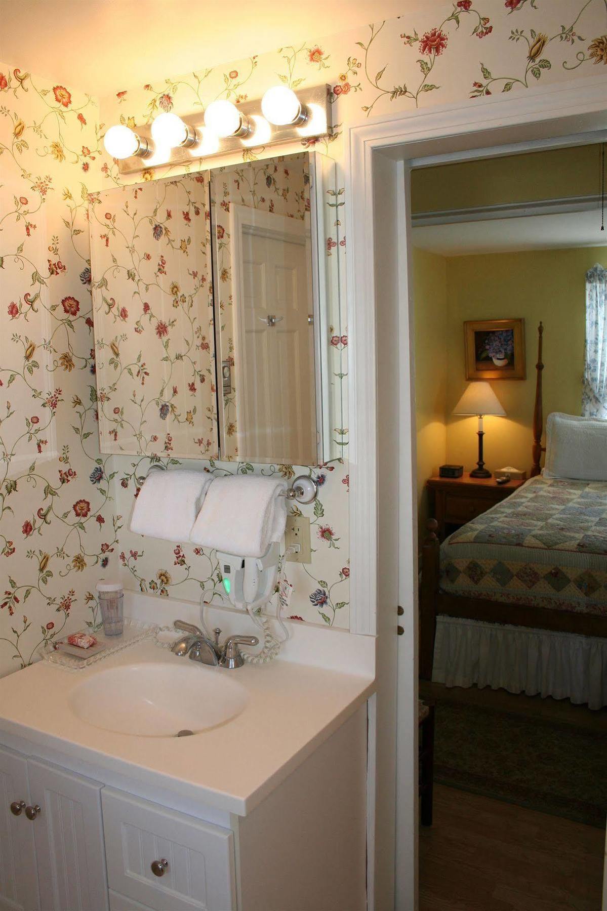 Seven Sea Street Inn Nantucket Buitenkant foto