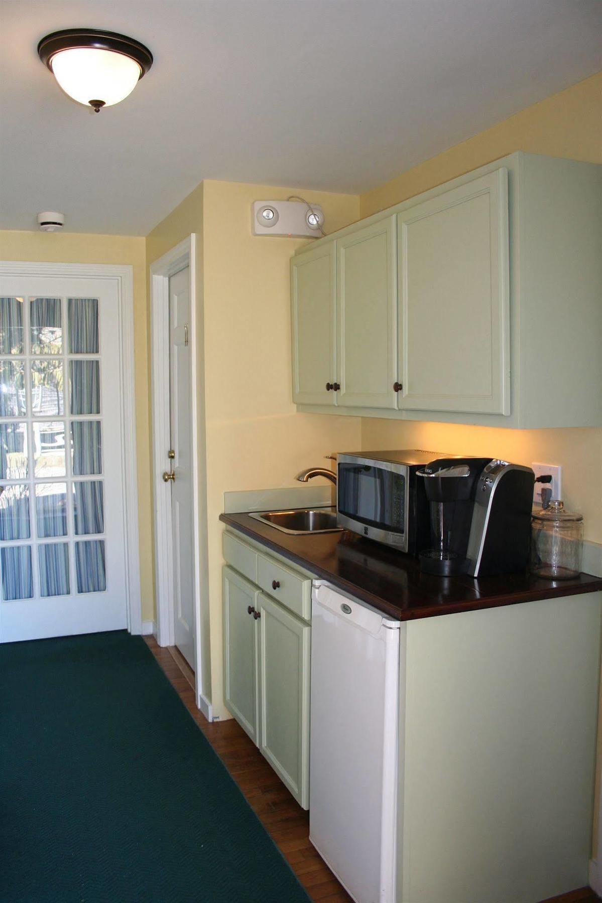 Seven Sea Street Inn Nantucket Buitenkant foto